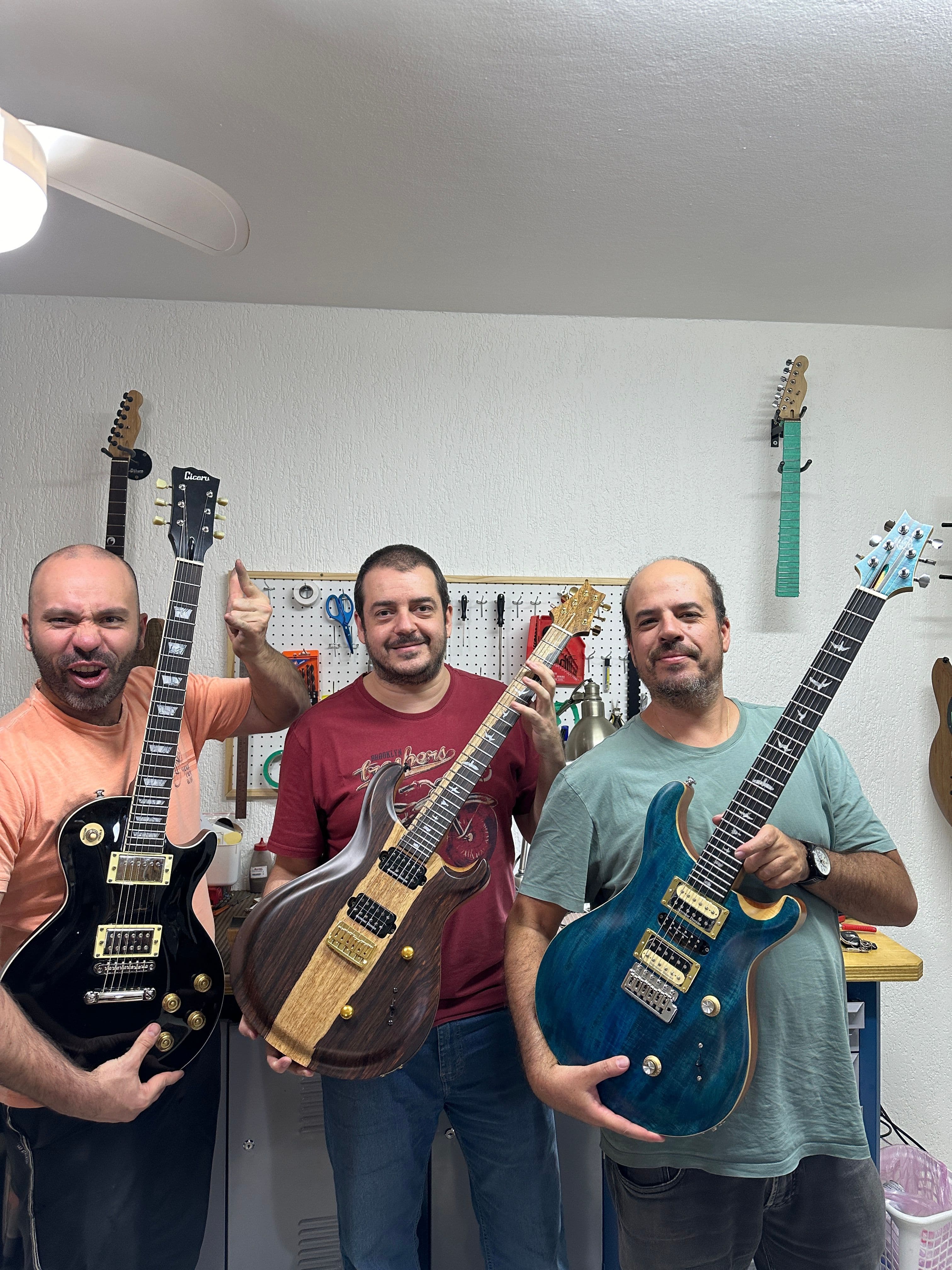 Turma Eco Guitar 1